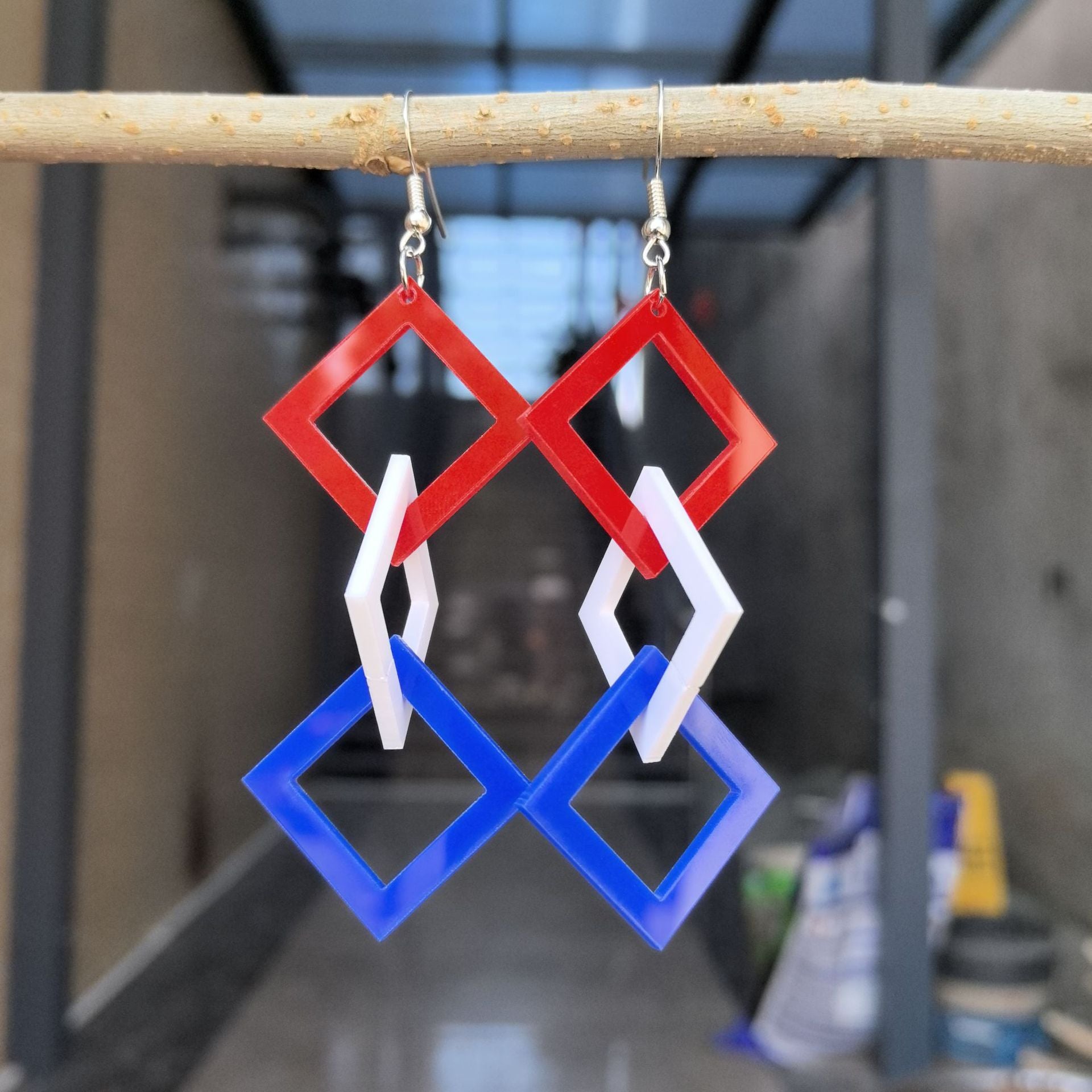 Wholesale Independence Day 3D Rotating Heart Acrylic Earrings